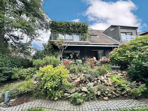 Hausansicht Rückseite - Gepflegtes Reihenendhaus mit schönem Garten