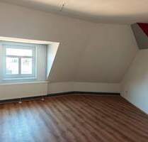 4 Raum-WHG im Dachgeschoss (2.Etage) - Regis-Breitingen