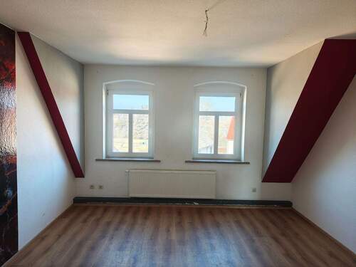 Schlafzimmer - 4 Zimmer Etagenwohnung in Regis-Breitingen