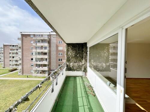 Balkon 1 - Etagenwohnung mit 91,00 m&sup2; in Lübeck zum Kaufen