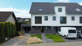 Hausansicht vorne - 6 Zimmer Reihenendhaus zum Kaufen in Grevenbroich