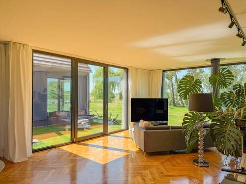 Herrliches Wohnzimmer - 3 Zimmer Einfamilienhaus in Schönwölkau