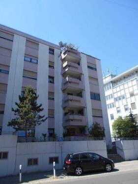 Ansicht Haus - 2 Zimmer Etagenwohnung in Nürnberg