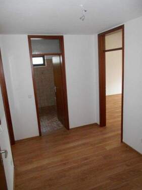 Diele / Zimmer / Bad - 