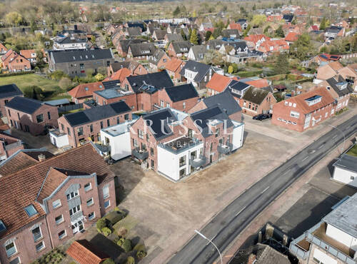 Der Bau in den letzten Zügen vor der Fertigstellung - 2 Zimmer Etagenwohnung zum Kaufen in Lingen