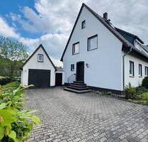 Charmantes Ein- oder Zweifamilienhaus mit vielseitigen Nutzungsmöglichkeiten und großzügigem Garten in Knetterheide! - Bad Salzuflen Werl-Aspe