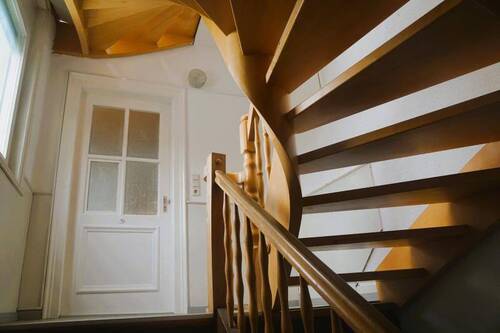 Treppenhaus - 1 Zimmer Mehrfamilienhaus, Wohnhaus zum Kaufen in Albstadt