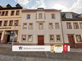 Titel2 - Charmantes Mehrfamilienhaus 