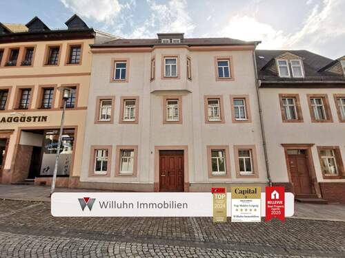 Titel2 - Charmantes Mehrfamilienhaus 