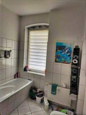 Bad mit Wanne - Etagenwohnung mit 52,50 m² in Altenburg zum Kaufen
