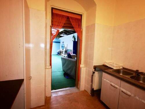 Küche 1 OG mit überdachter Terrasse - 