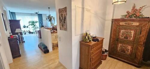 Wohnzimmer - Etagenwohnung mit 64,00 m² in Regenstauf zur Miete