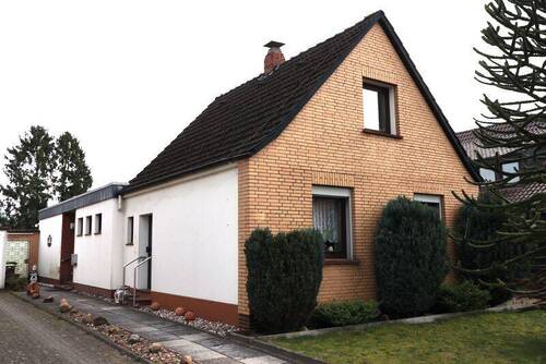 Einfamilienhaus in gefragter Lage - 4 Zimmer Einfamilienhaus zum Kaufen in Delmenhorst