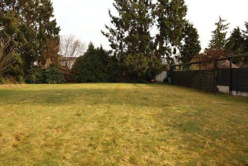 Riesiges Gartengrundstück - 4 Zimmer Einfamilienhaus in Delmenhorst