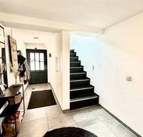 Familienfreundliches Haus mit 7 Zimmern, Garage und Terrasse - Gemünden