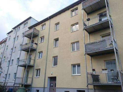 Hofseite - 2 Zimmer Etagenwohnung zur Miete in Stralsund