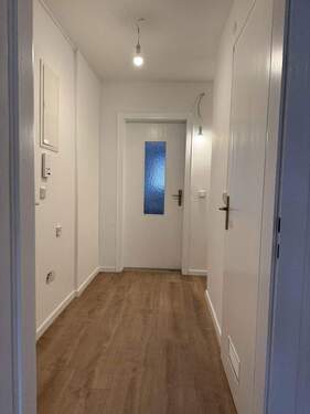 Flur - 2 Zimmer Etagenwohnung zur Miete in Nürnberg