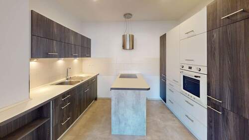 Einbauküche - Etagenwohnung mit 82,00 m² in Dresden zum Kaufen