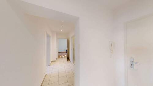 Eingangsbereich und Flur - 