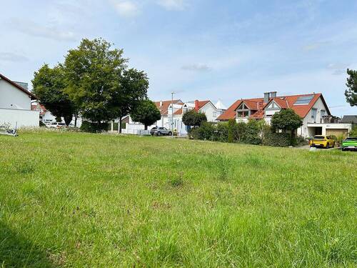 Blick vom Baugrundstück - 'Einmaliges Baugrundstück für Ihr Wunschhaus in ruhiger gewachsener Lage von Gärtringen'