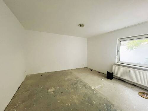 Zimmer 1 - 4 Zimmer Etagenwohnung in Mülheim an der Ruhr