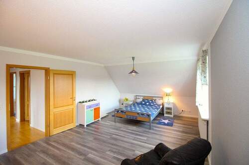 Zweites Schlafzimmer im DG - 