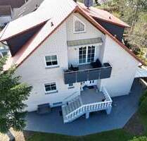 Exklusives großes 7 Zimmer Haus mit Anliegerwohnung - Kitzingen