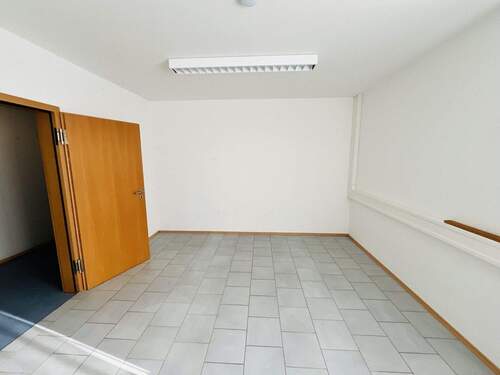 Büro 1 - 2 Zimmer Büro in Neuhof