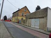 Ansicht mit Garage - Mehrfamilienhaus, Wohnhaus mit 210,00 m² in Liebschützberg zum Kaufen