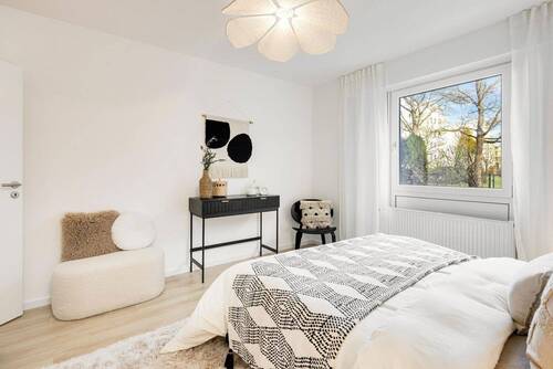 Schlafzimmer_Bild 1 - 