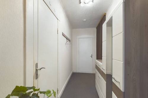 Flur - 3 Zimmer Etagenwohnung in Lübeck