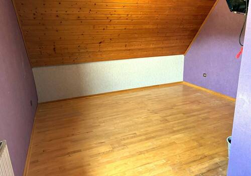 Kinderzimmer/Büro - 