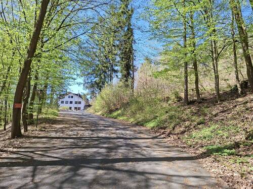 Zufahrt - Hotel, Pension, Gasthof in Ronshausen