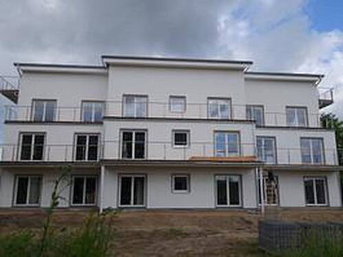 Hinten - 3 Zimmer Etagenwohnung zum Kaufen in Tornesch