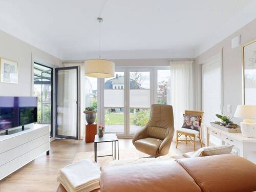 Zimmer 1 - 
