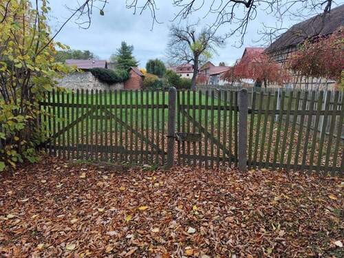 Eingangsbereich und Zufahrt - Bauträgerfreies Grundstück für ein kleines EFH