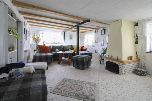 Wohnzimmer Ansicht 02 - 