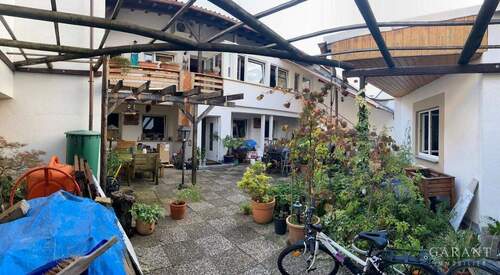 Haus - Wohnen und Arbeiten perfekt kombiniert - zwei Häuser zum Preis von einem