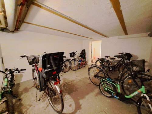 gut genutzter Fahrradkeller - 
