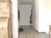 Diele mit Einbaugarderobe - 2 Zimmer Etagenwohnung in Singen