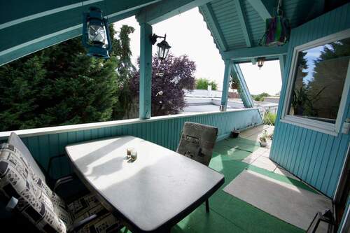 großer Balkon Ansicht 1 - 