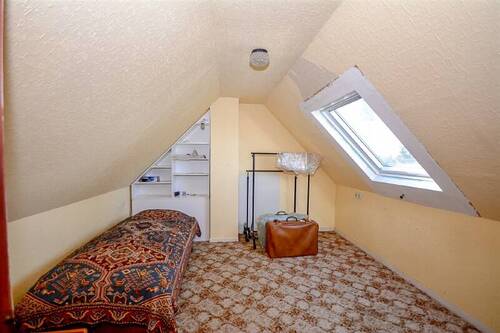 Spitzboden Raum 1 - 