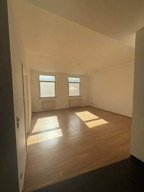 1. Zimmer - 