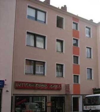 Ansicht Haus - +++ Mitten in der Stadt +++ modernisiert +++ Einbauküche +++ ruhiges Schlafzimmer +++ top!