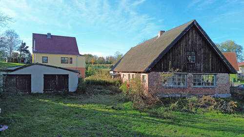 Atelier mit Garage - Doppelhaushälfte in Katschow