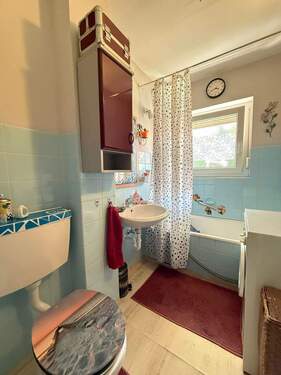 Modernes Bad mit Details - 