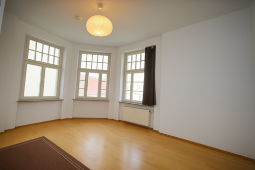 Schlafzimmer (möblierungsfrei visualisiert) - 