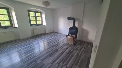 1000166433.jpg - Etagenwohnung mit 80,00 m&sup2; in Freiberg zur Miete