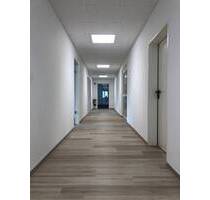 Ideal für Start Ups - Attraktive sanierte kleine Bürofläche - Erlangen Tennenlohe