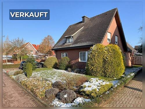 verkauft - Platz satt! - Gepflegtes Zweifamilienhaus in ruhiger Siedlungslage von Heiden